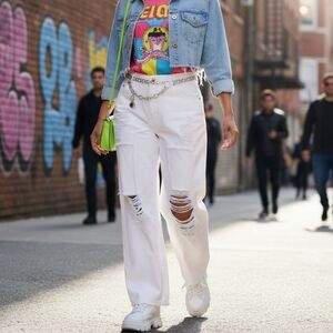 Gorge White Destroyed Distressed Jeans